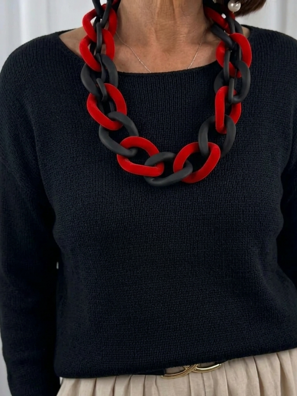 Iris Necklace in black and red