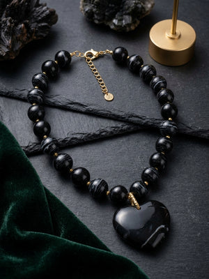 Alexandra necklace in black
