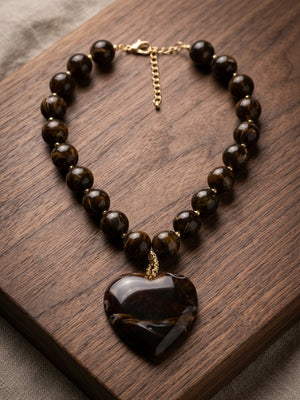 Alexandra necklace in chocolate