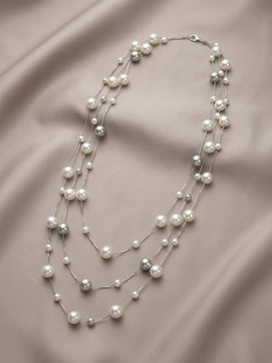 Venice necklace in oyster
