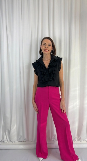Sylvia cap sleeves shirt in black