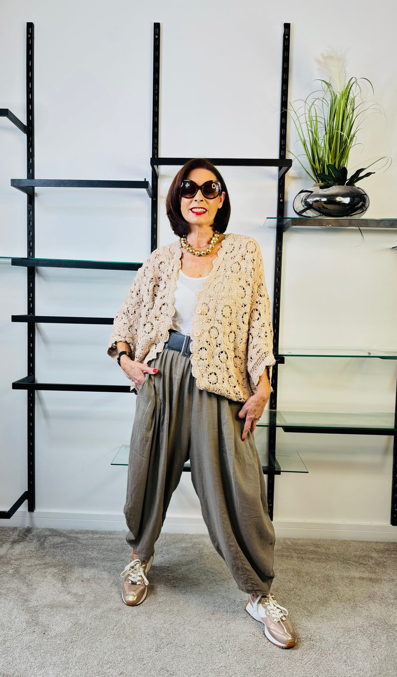 Claudia Crochet Top in Mocha