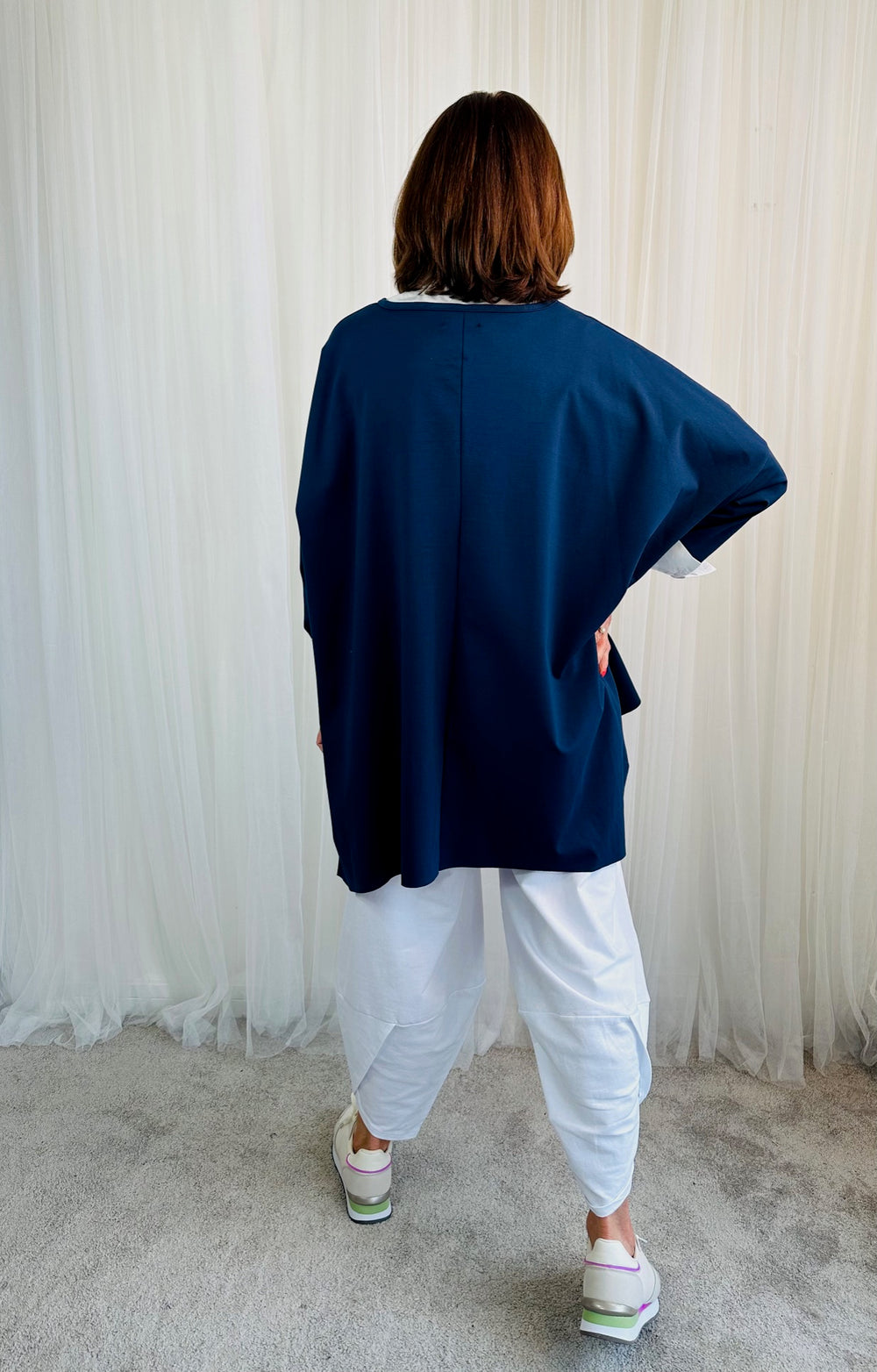 Tiffny Lux top in navy