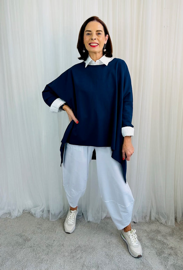 Tiffny Lux top in navy