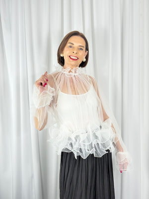 Julitte Top in white - Bond Street Store