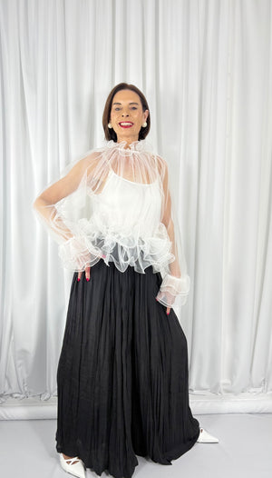 Julitte Top in white - Bond Street Store