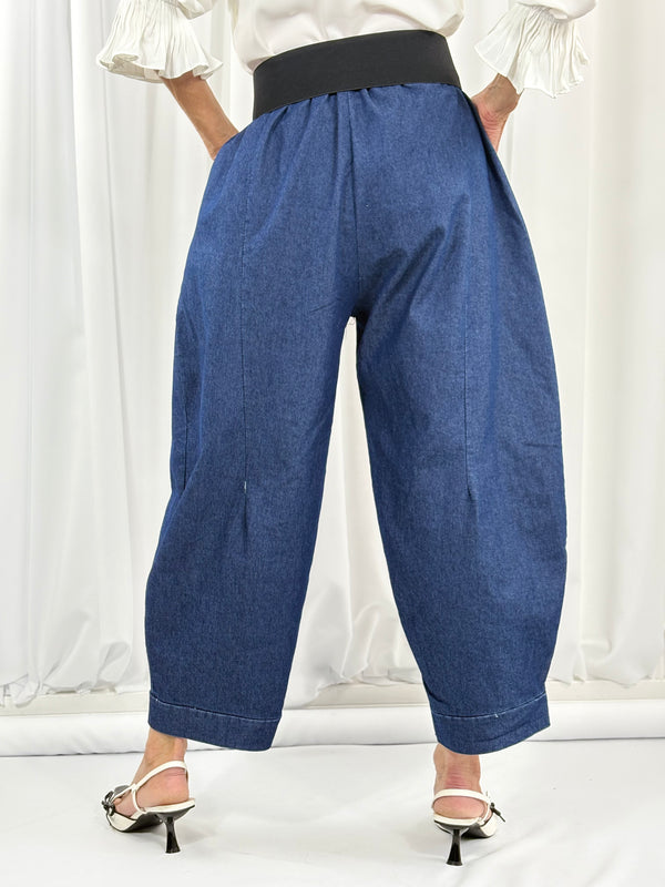 Emanuel Jeans in dark wash - Bond Street Store