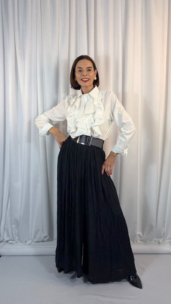 Jamara Ruffle shirt in white - Bond Street Store