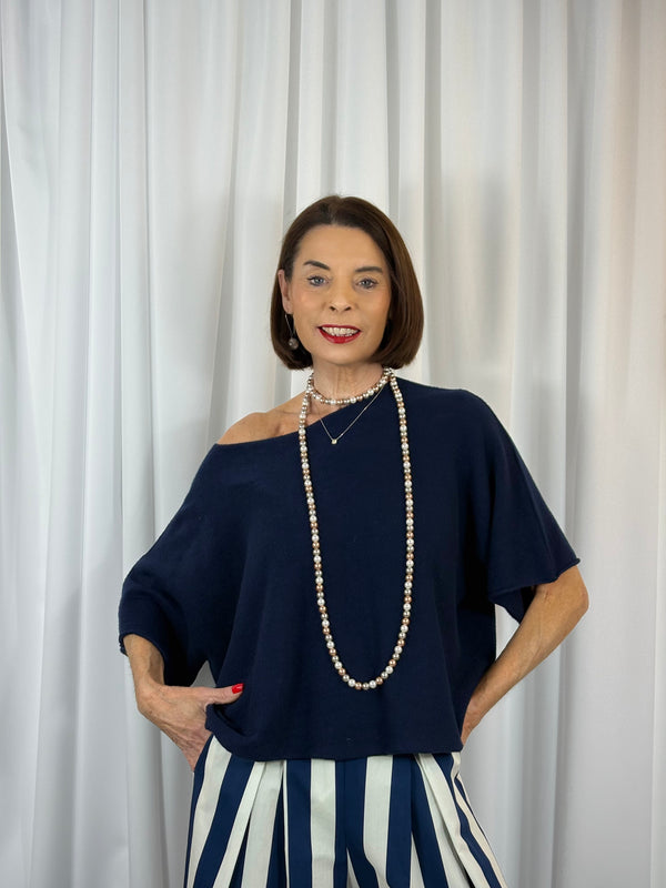 Saliyan knitwear in navy - Bond Street Store