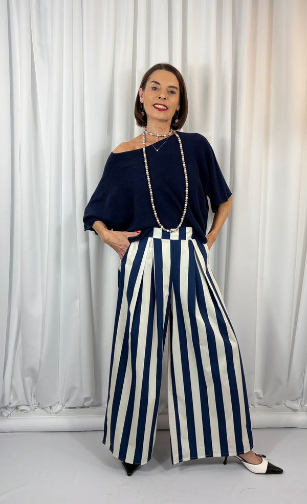 Saliyan knitwear in navy - Bond Street Store