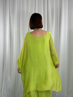 Elizabeth Silky waterfall top in lime
