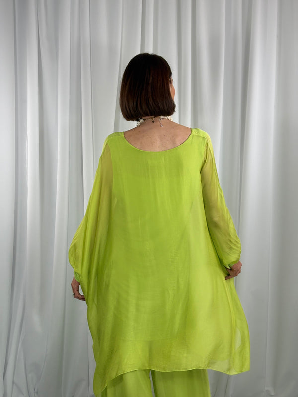 Elizabeth Silky waterfall top in lime