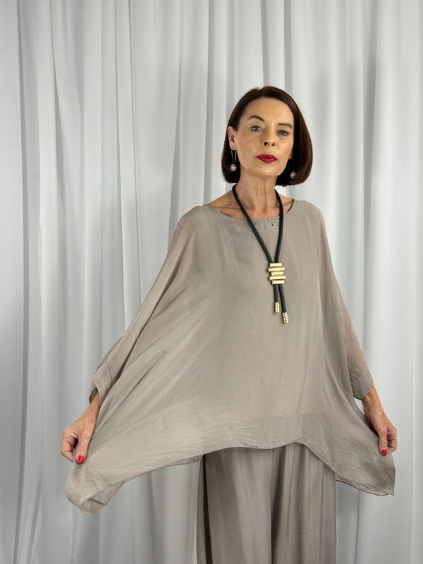 Dune Silky waterfall top in mocha