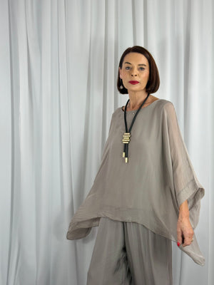 Dune Silky waterfall top in mocha