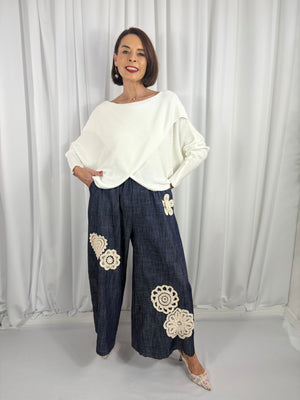 Tara fine crossover knitwear in white