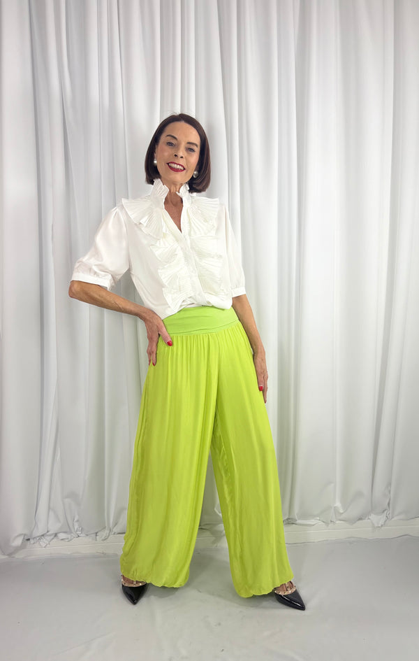 Sylvia short sleeves shirt in white - Bond Street Store