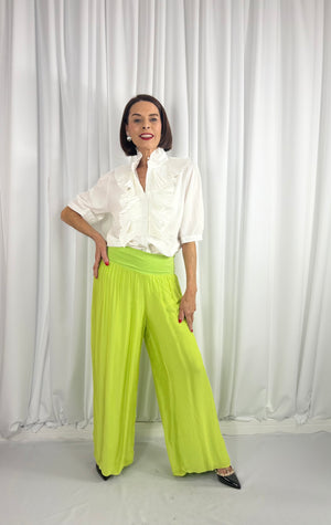 Sylvia short sleeves shirt in white - Bond Street Store
