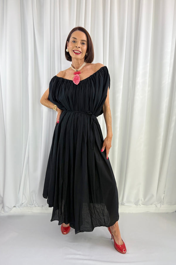 Mila dress in black - Bond Street Store