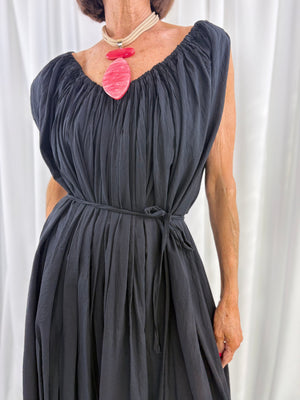 Mila dress in black - Bond Street Store