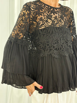 Margarita Crochet top in black - Bond Street Store