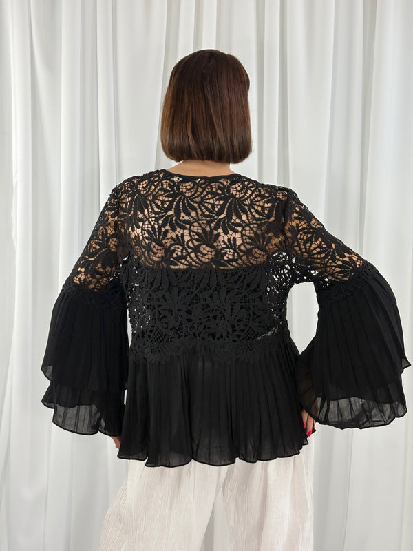 Margarita Crochet top in black - Bond Street Store