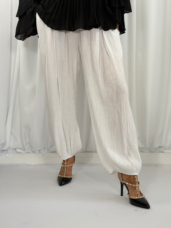 Margarita Balloon Trousers in white - Bond Street Store
