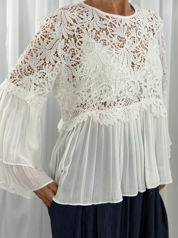 Margarita Crochet top in white