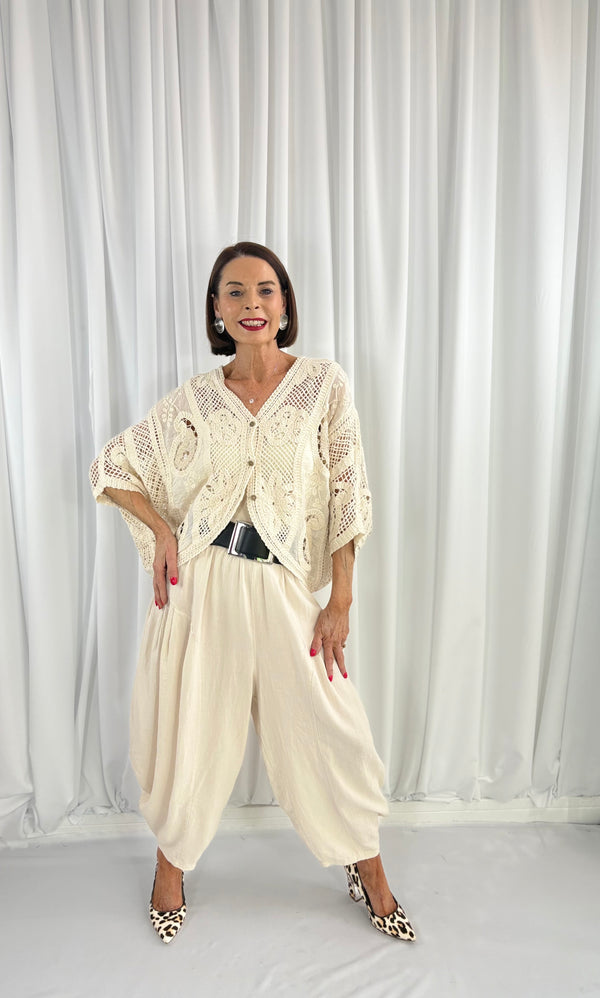 Betty Crochet top in beige - Bond Street Store