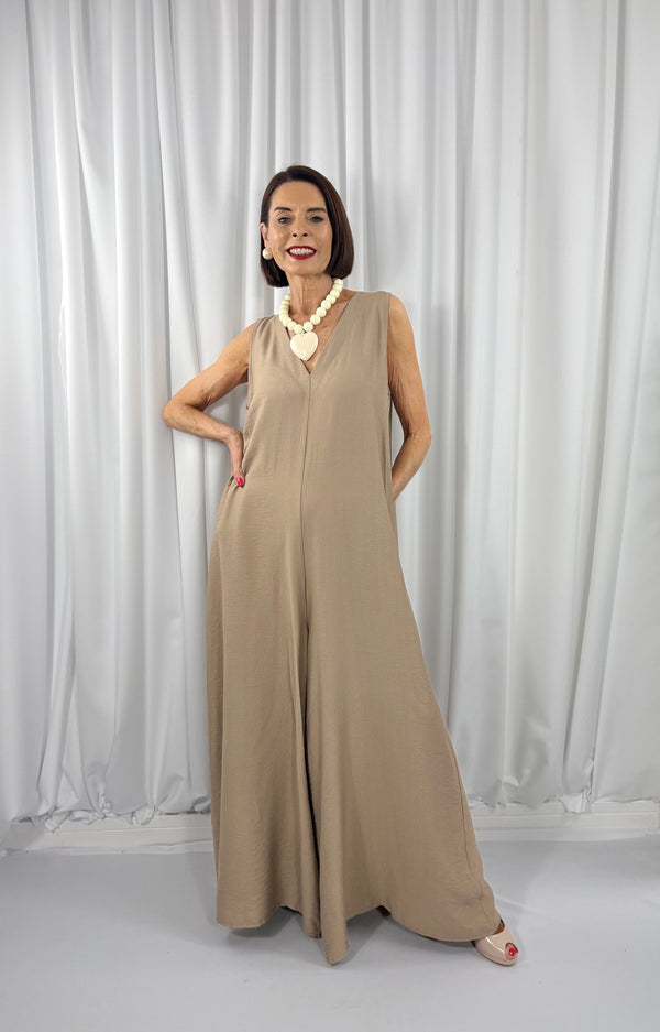 Cortina Jumpsuit in mocha