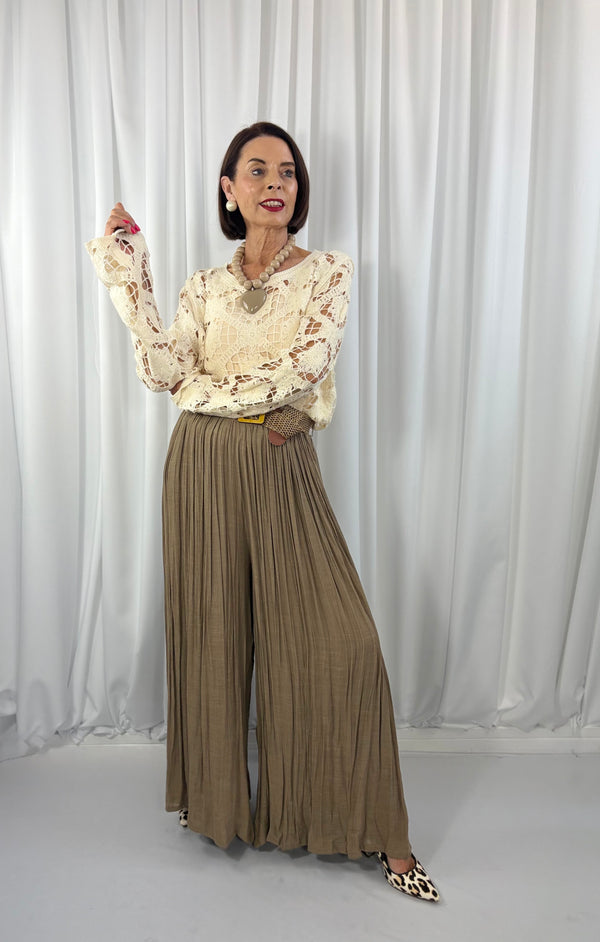 Tilly crochet top in cream - Bond Street Store