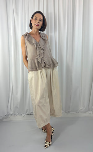 Tuscany ruffle top in mocha