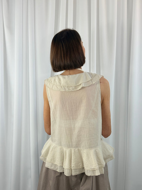 Tuscany ruffle top in stone