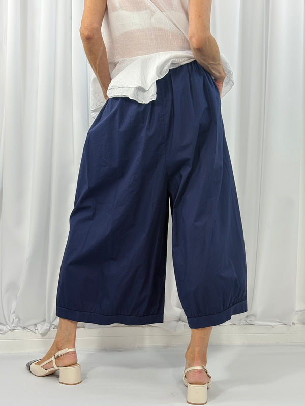 Tuscany wide leg Trousers in Navy - Bond Street Store