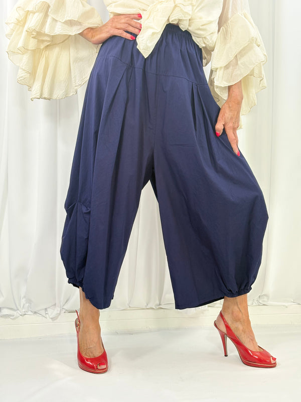 felicity balloon shape trouser in navy