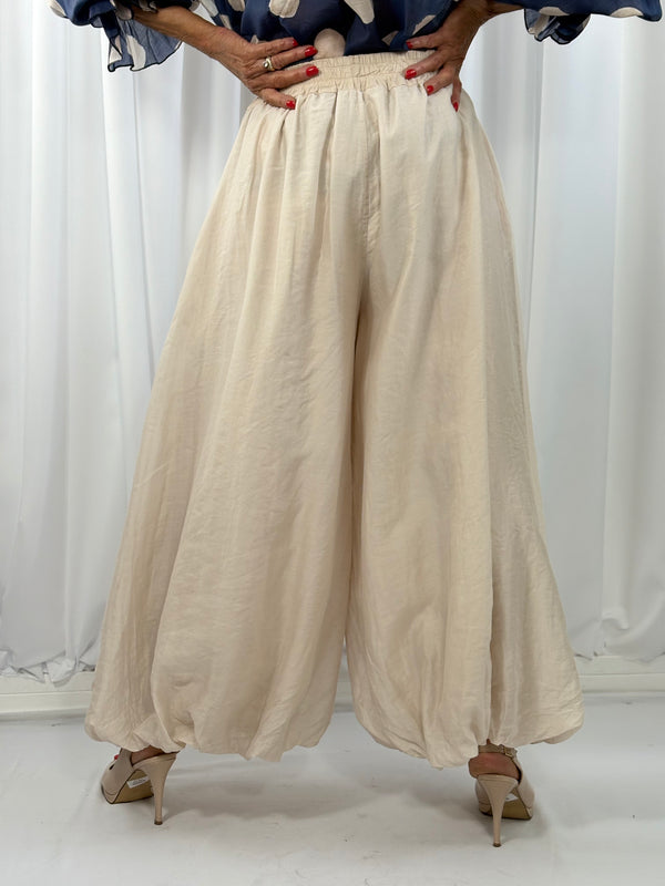 Alfredo Balloon Trousers in Beige