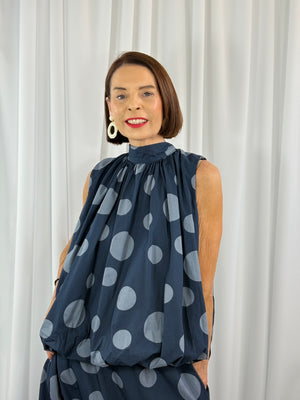 Marseille polka dot suit in navy with grey spots