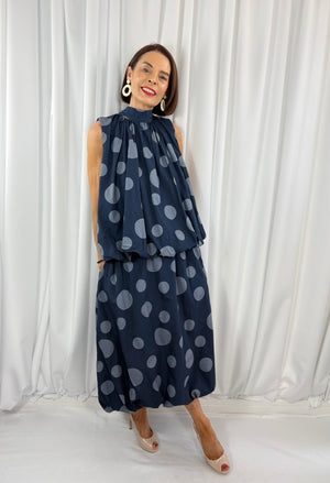 Marseille polka dot suit in navy with grey spots