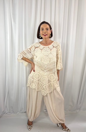 Burret Crochet top in beige