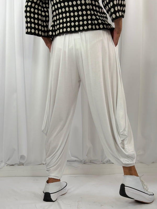 Jasmine Harem trousers in white