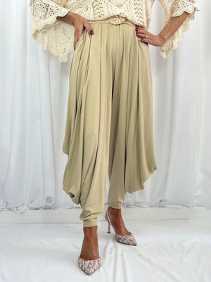 Jasmine Harem trousers in warm beige