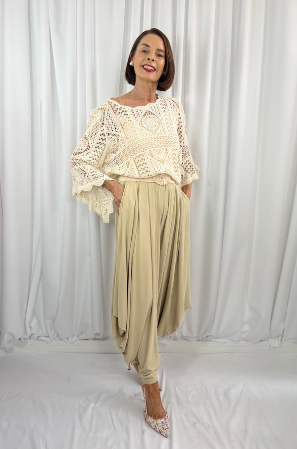 Jasmine Harem trousers in warm beige