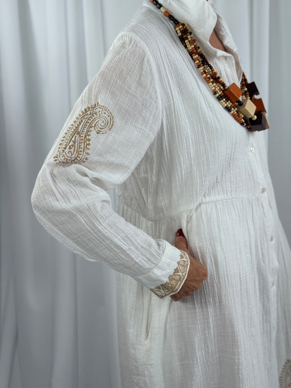 Cortina Dress in white with gold emroidery