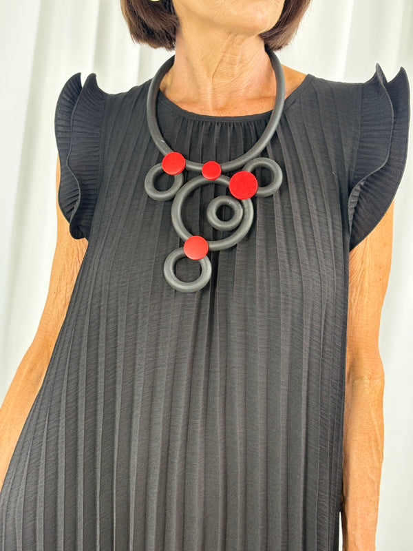 Sylvia dress in black