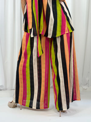 Aira Suit in black and pink