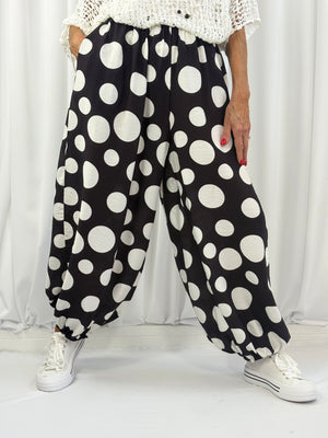 Dora trousers in black with white polka dots - Pre order arrival date 29 june