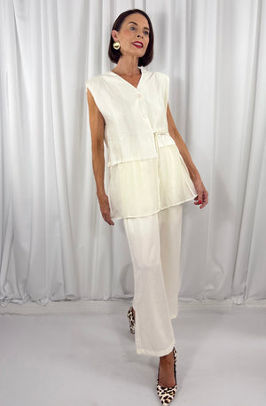 Mona lisa suit in cream