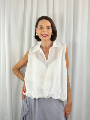 Bubble hem top in white