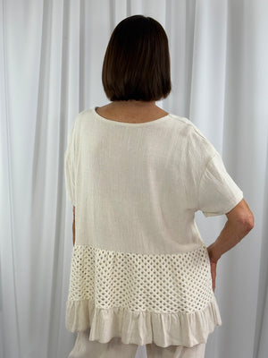 Aira suit in buttermilk