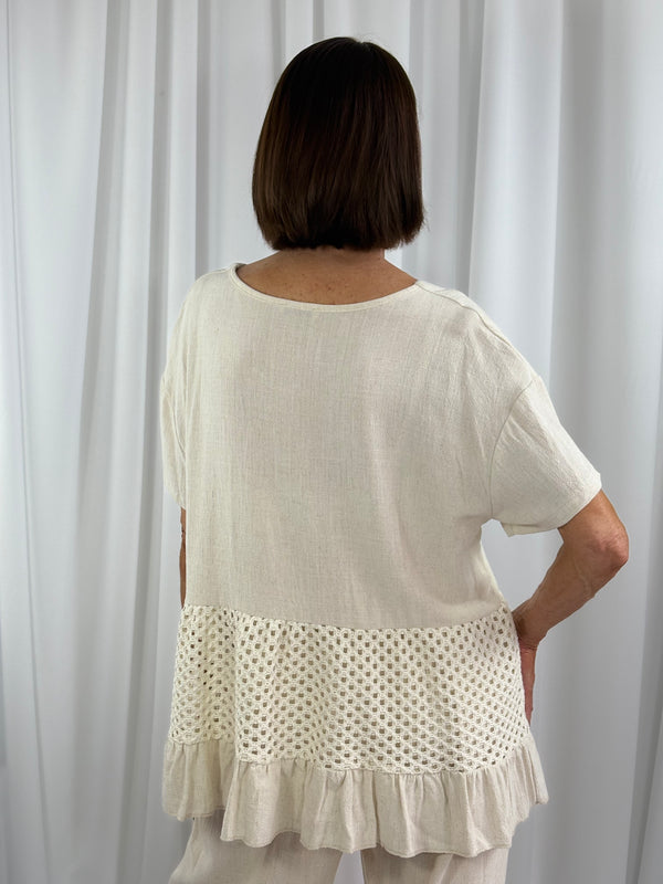 Aira suit in buttermilk