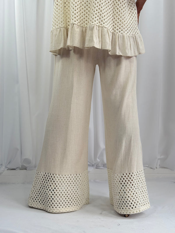 Aira suit in buttermilk